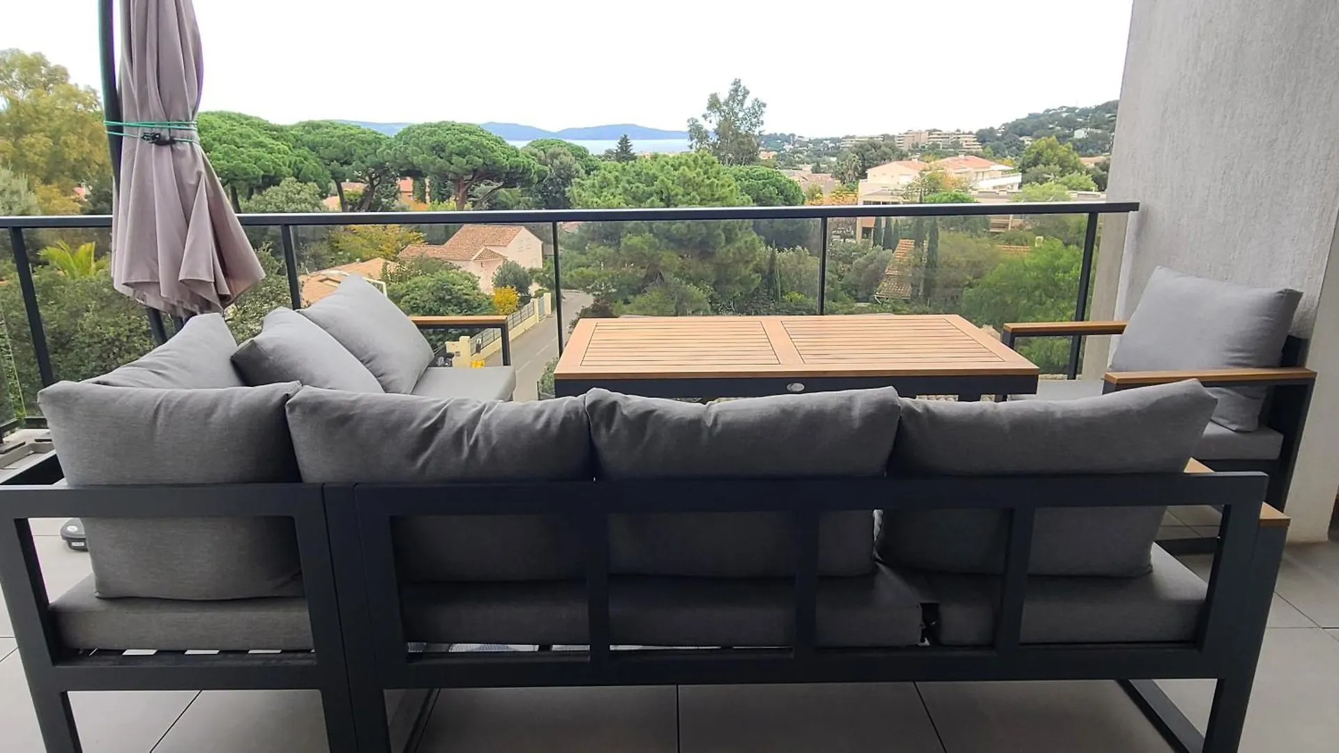 Appartement Climatise T3 Vue Mer De 63 M2 - 2 Chambres Et Belle Terrasse De 23 M2 Cavalaire-sur-Mer